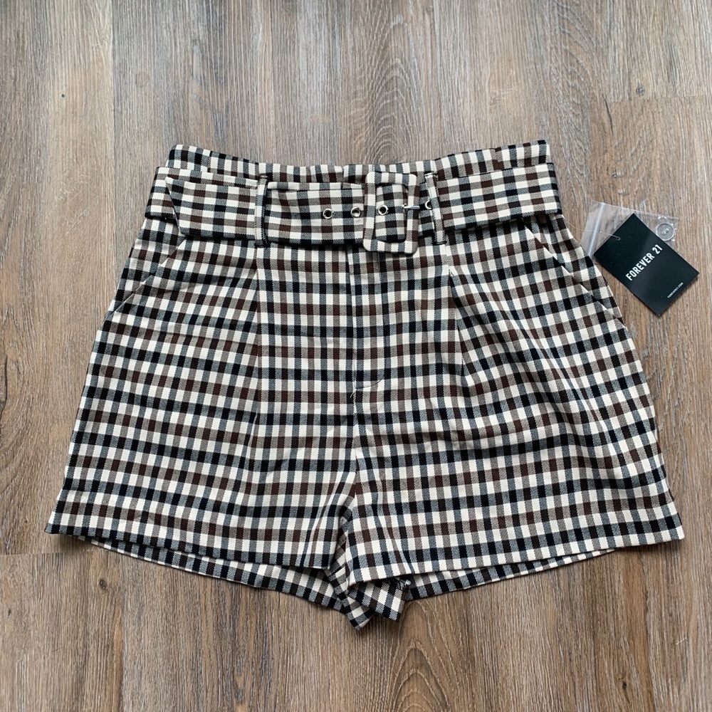 Retro high-waisted Shorts